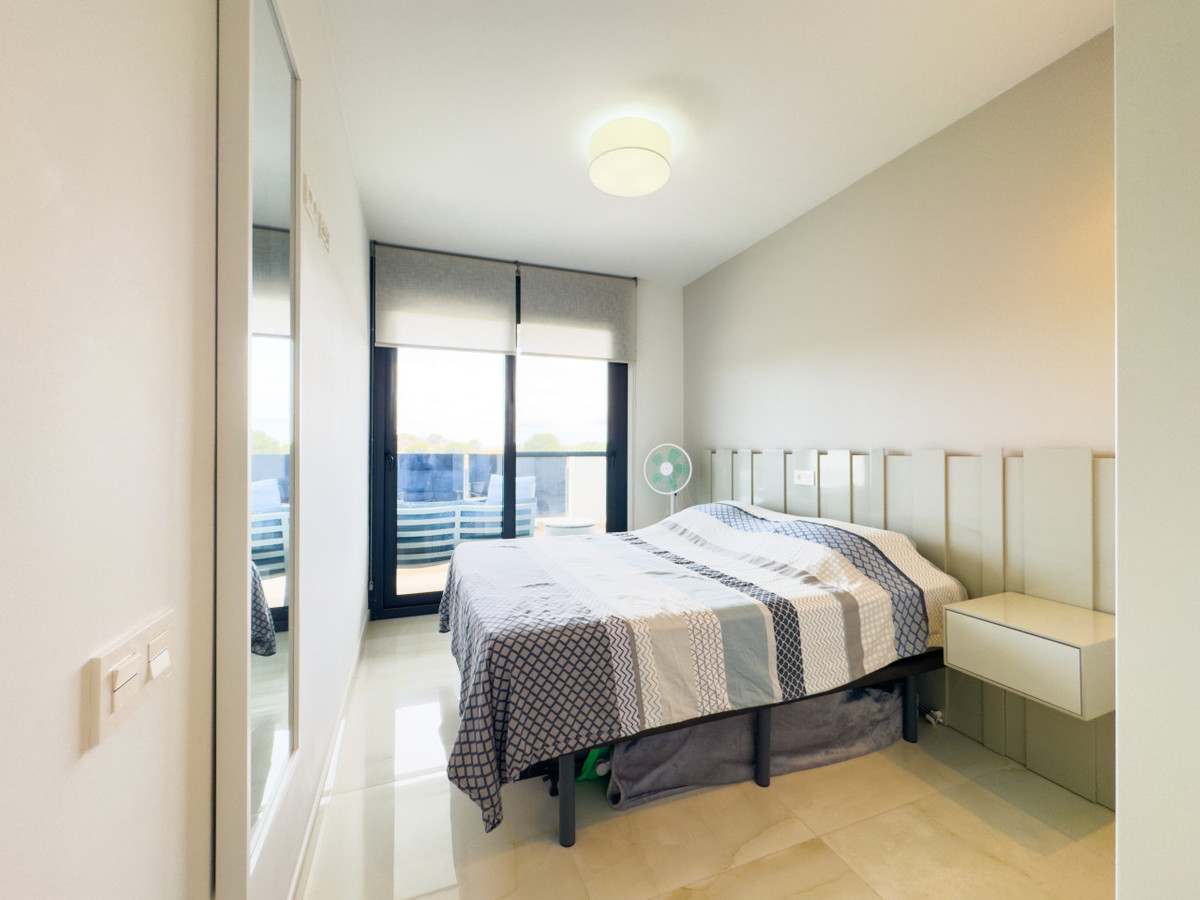 Se vende Apartamento Planta Media de 2 dormitorios en Costa Blanca, Alicante, España