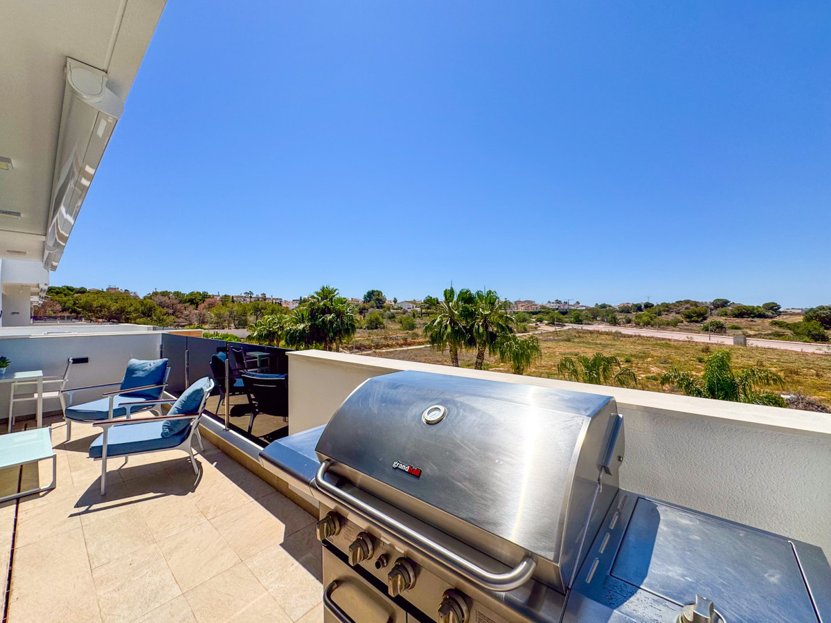 Se vende Apartamento Planta Media de 2 dormitorios en Costa Blanca, Alicante, España