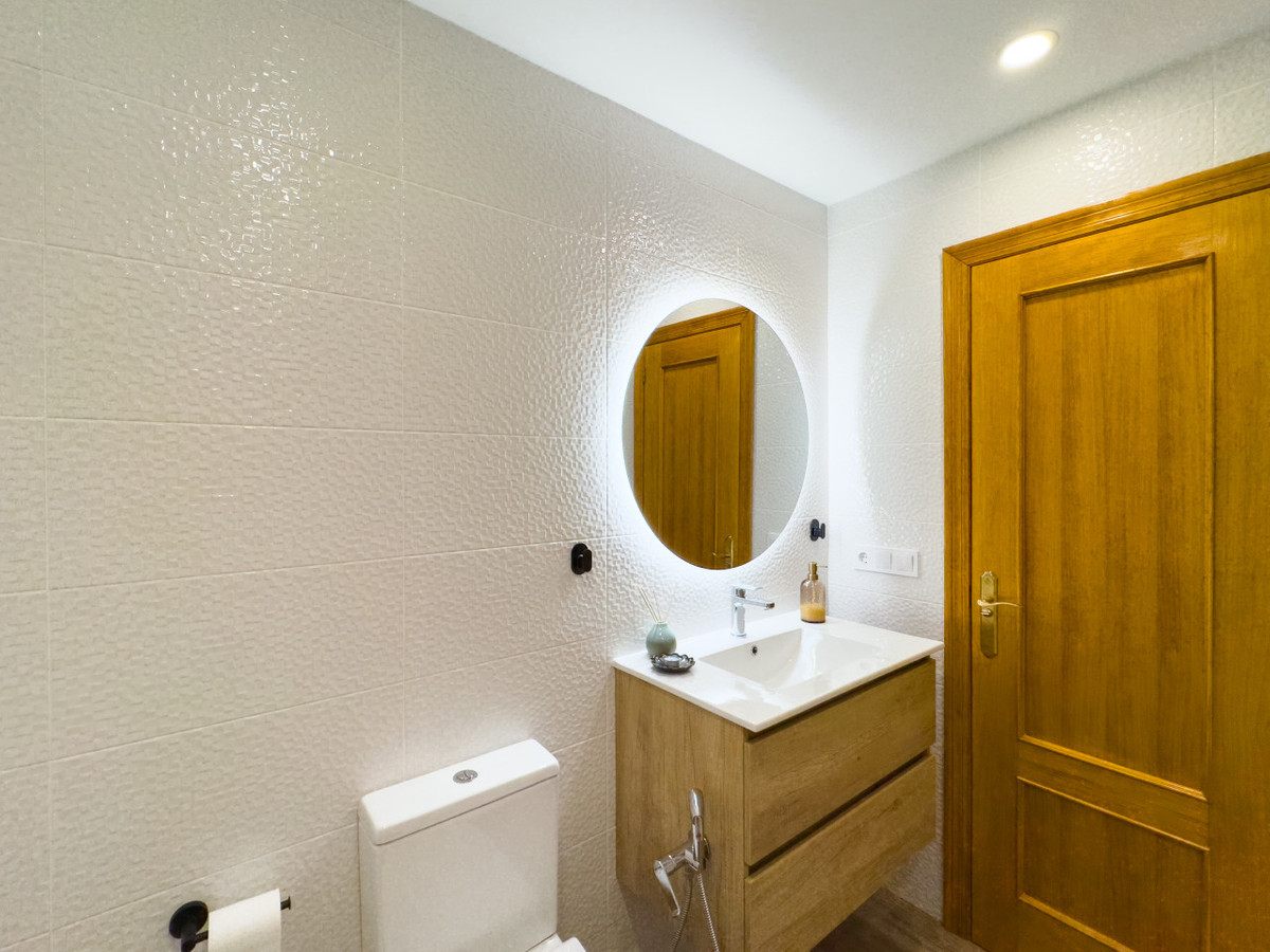 Se vende Apartamento Planta Media de 2 dormitorios en Costa Blanca, Alicante, España