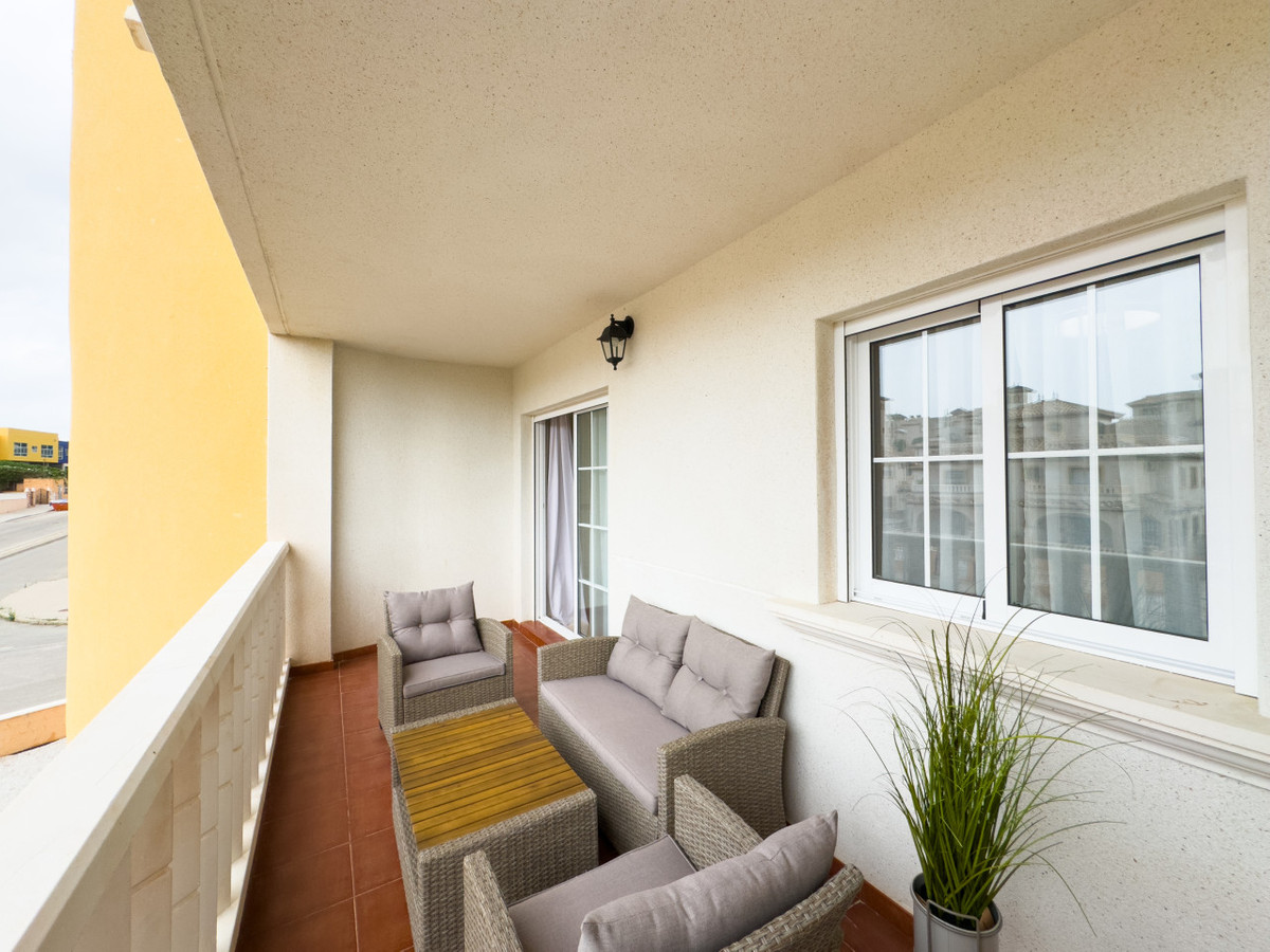 Se vende Apartamento Planta Media de 2 dormitorios en Costa Blanca, Alicante, España