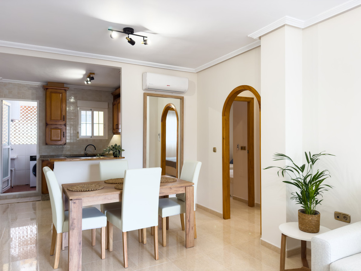 Se vende Apartamento Planta Media de 2 dormitorios en Costa Blanca, Alicante, España