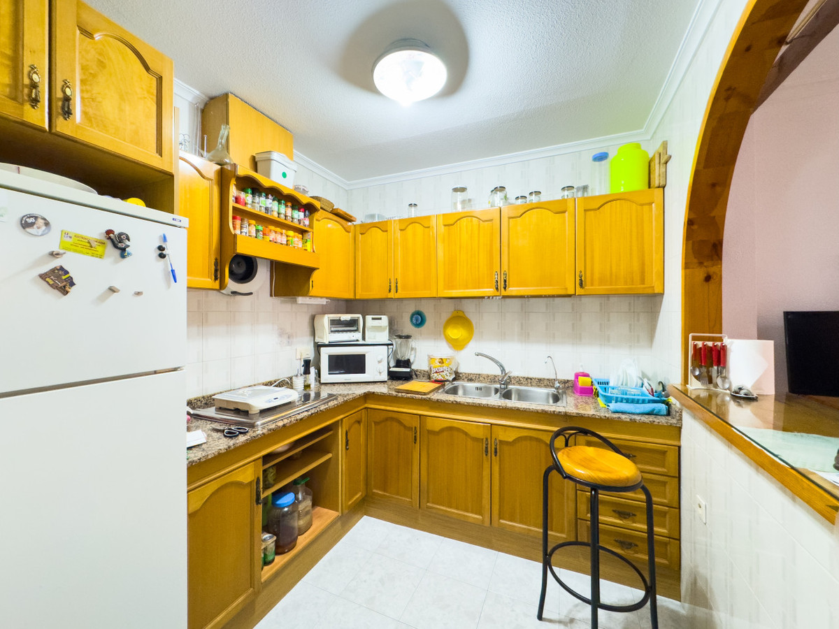 Se vende Apartamento Planta Baja de 2 dormitorios en Costa Blanca, Alicante, España