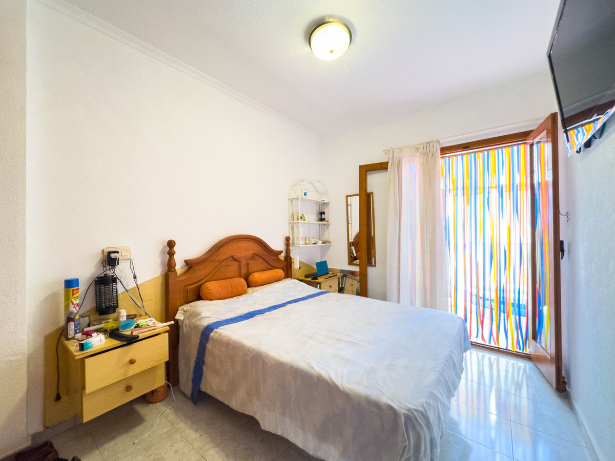Se vende Apartamento Planta Baja de 2 dormitorios en Costa Blanca, Alicante, España