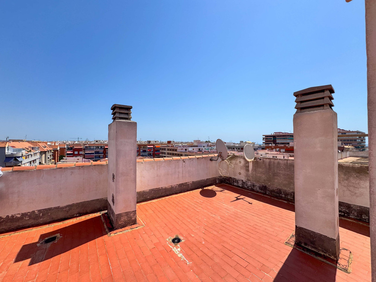 Se vende Apartamento Planta Media de 2 dormitorios en Costa Blanca, Alicante, España