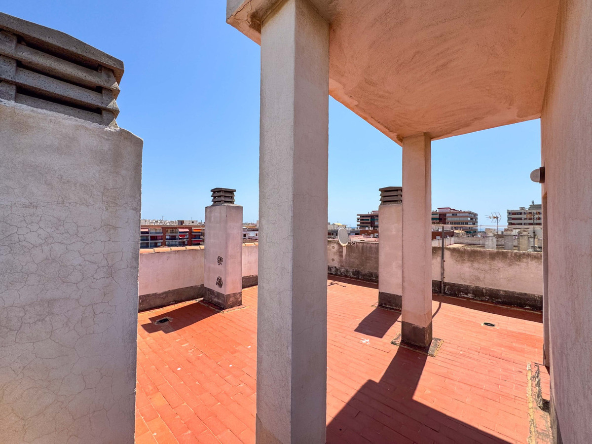 Se vende Apartamento Planta Media de 2 dormitorios en Costa Blanca, Alicante, España
