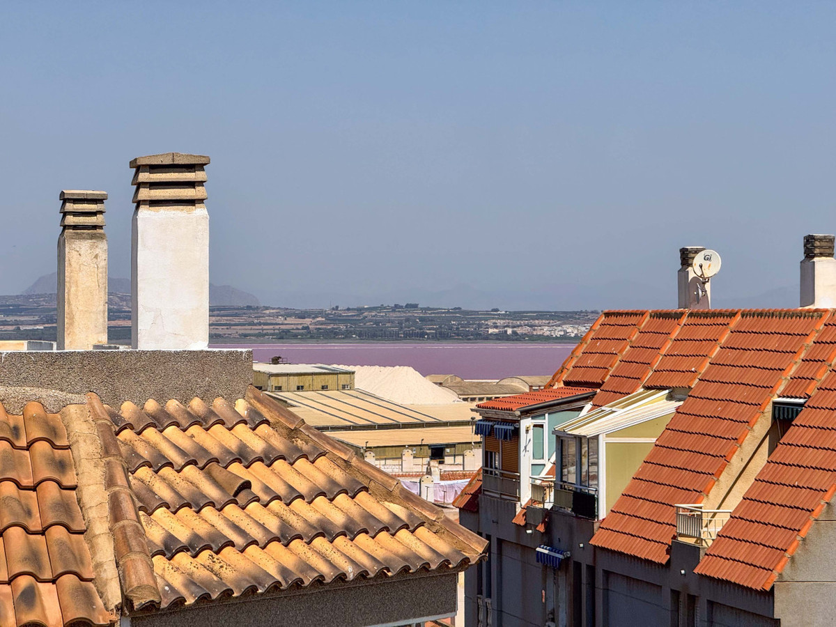 Se vende Apartamento Planta Media de 2 dormitorios en Costa Blanca, Alicante, España