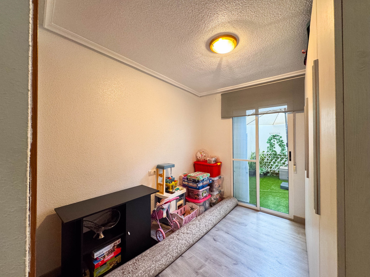 4 Bed Apartment for sale in Torrevieja Costa Blanca, Alicante, Spain