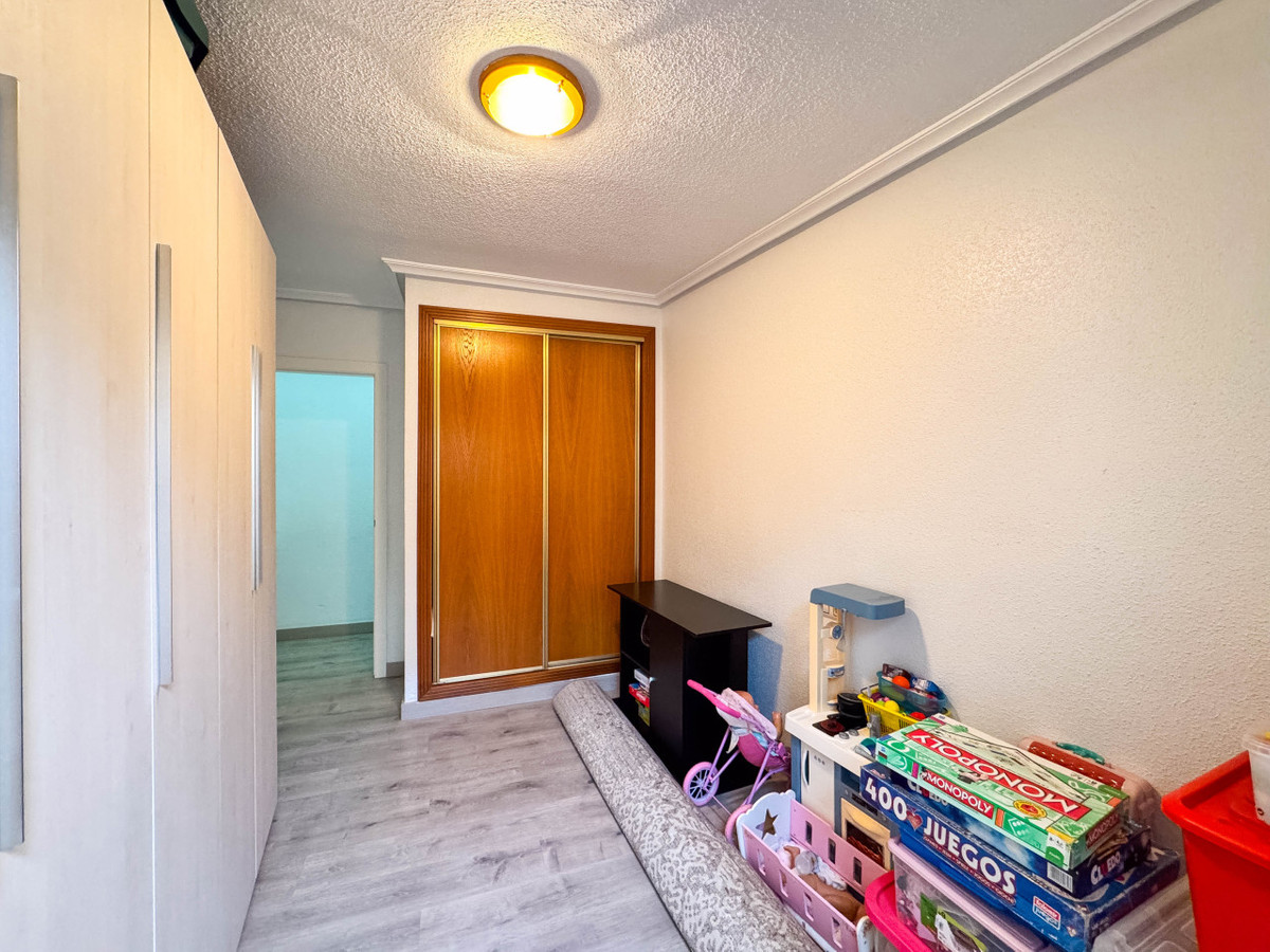4 Bed Apartment for sale in Torrevieja Costa Blanca, Alicante, Spain