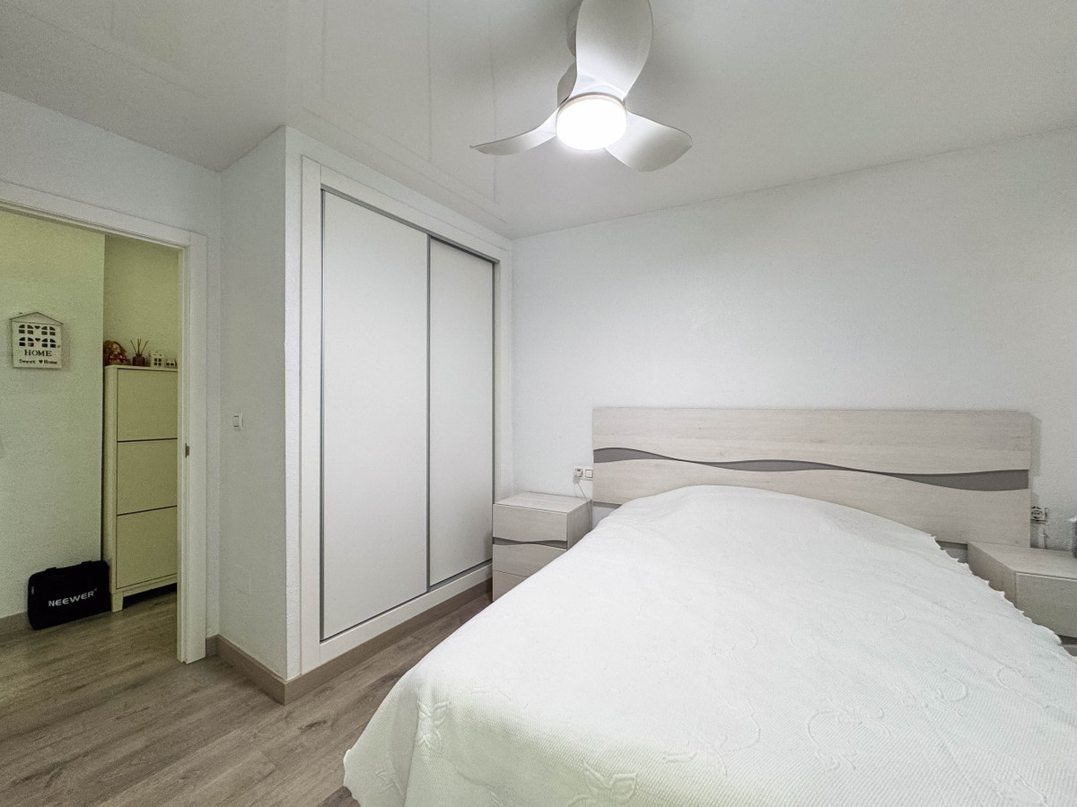 4 Bed Apartment for sale in Torrevieja Costa Blanca, Alicante, Spain