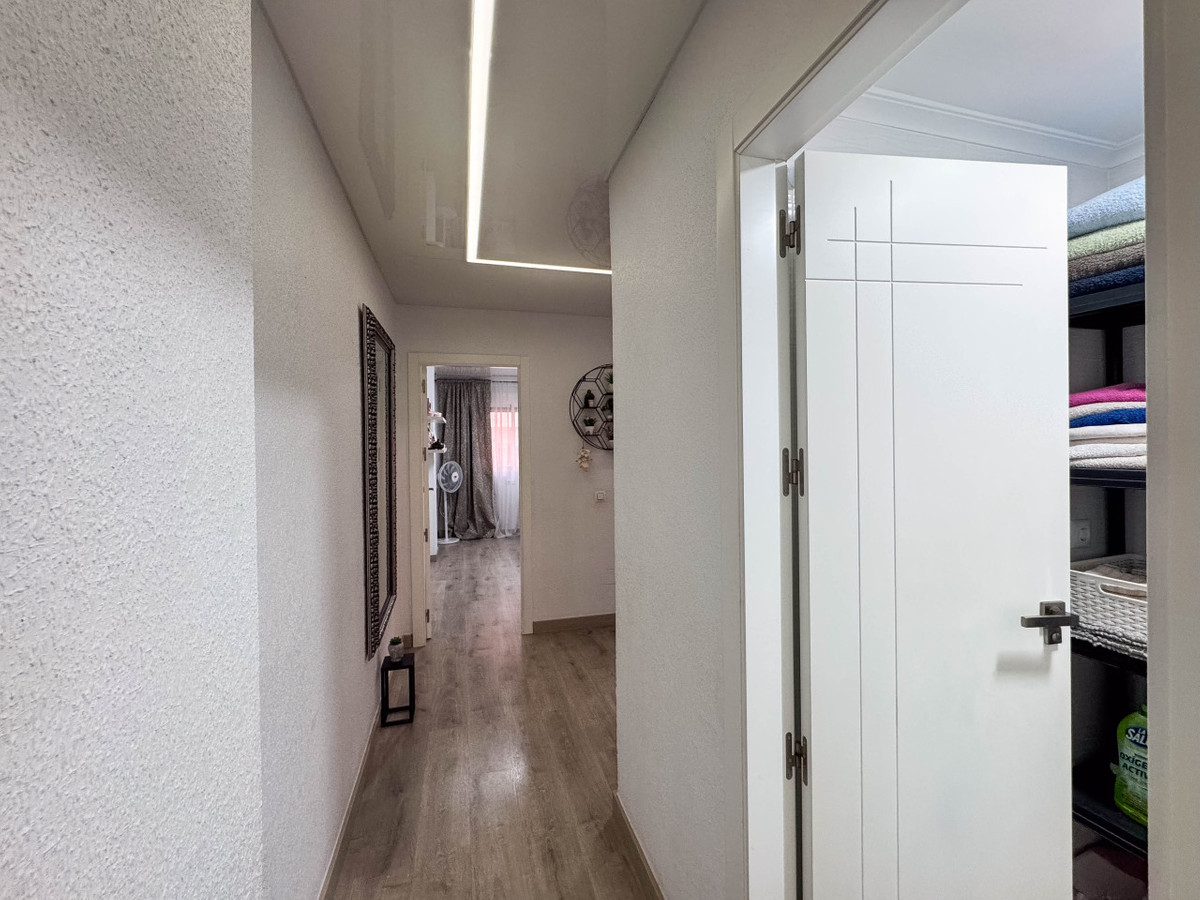 4 Bed Apartment for sale in Torrevieja Costa Blanca, Alicante, Spain