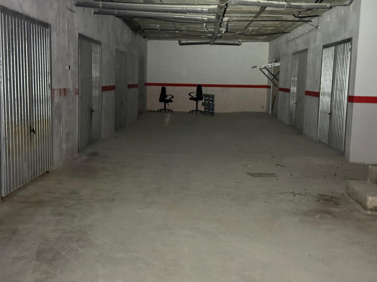 Se vende Garaje  en Costa Blanca, Alicante, España