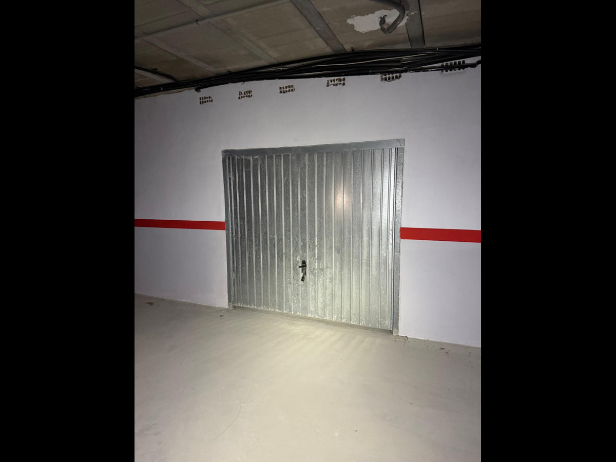Se vende Garaje  en Costa Blanca, Alicante, España