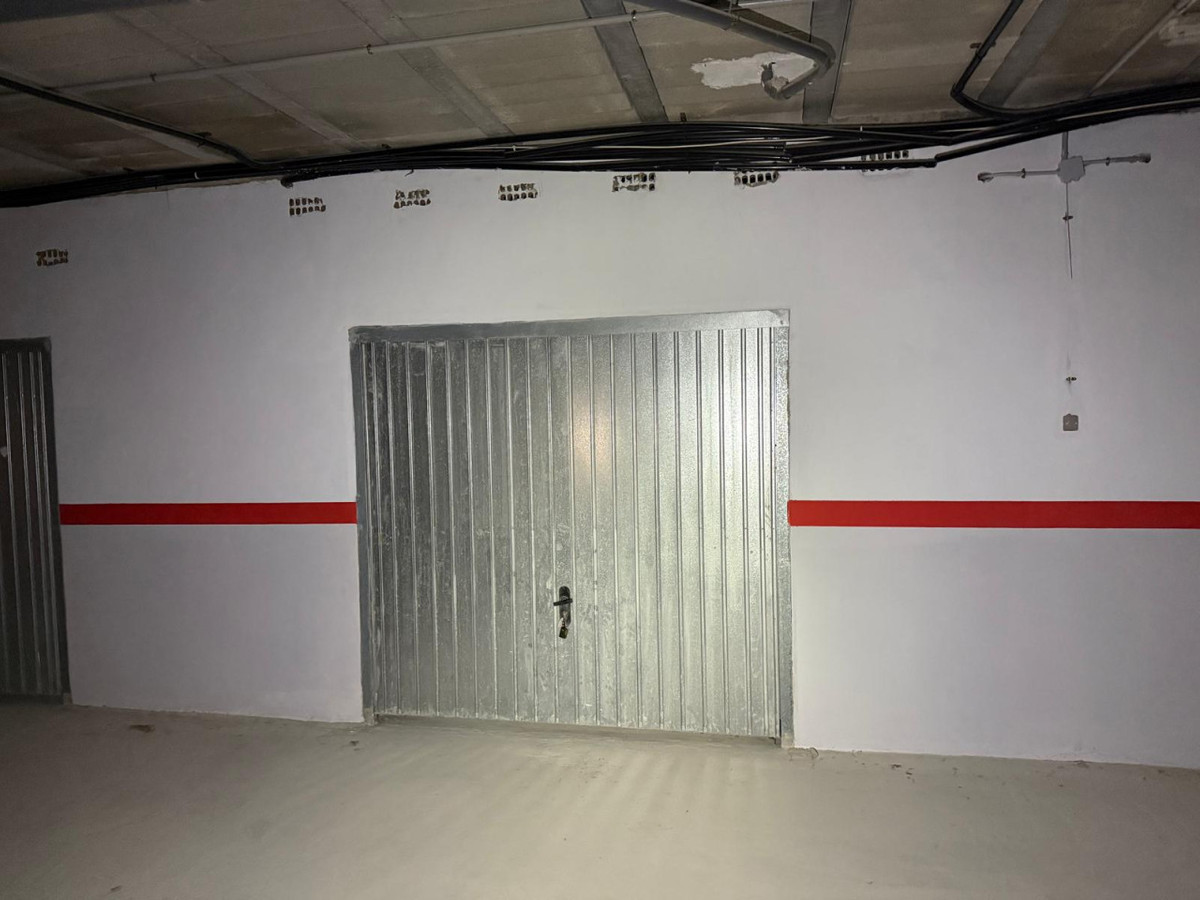 Se vende Garaje  en Costa Blanca, Alicante, España