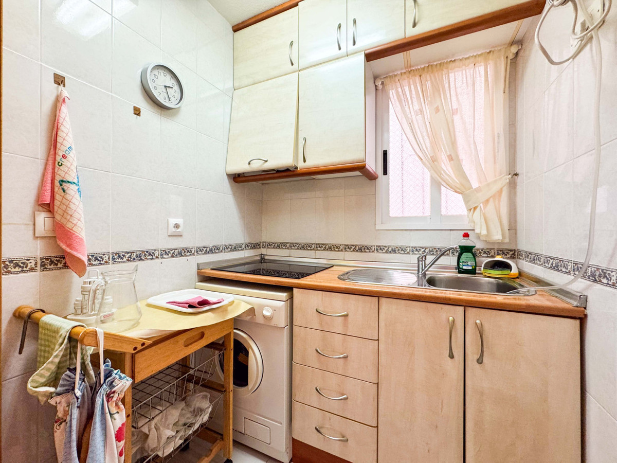 Se vende Apartamento Planta Media de 1 dormitorios en Costa Blanca, Alicante, España