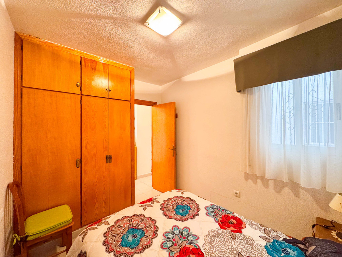 Se vende Apartamento Planta Media de 1 dormitorios en Costa Blanca, Alicante, España
