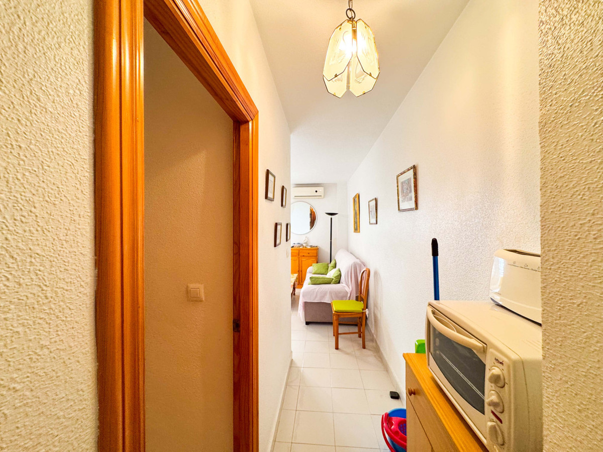 Se vende Apartamento Planta Media de 1 dormitorios en Costa Blanca, Alicante, España