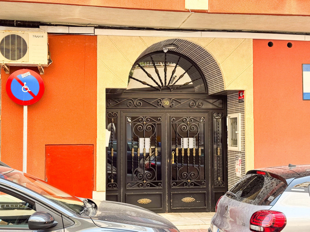Se vende Apartamento Planta Media de 1 dormitorios en Costa Blanca, Alicante, España