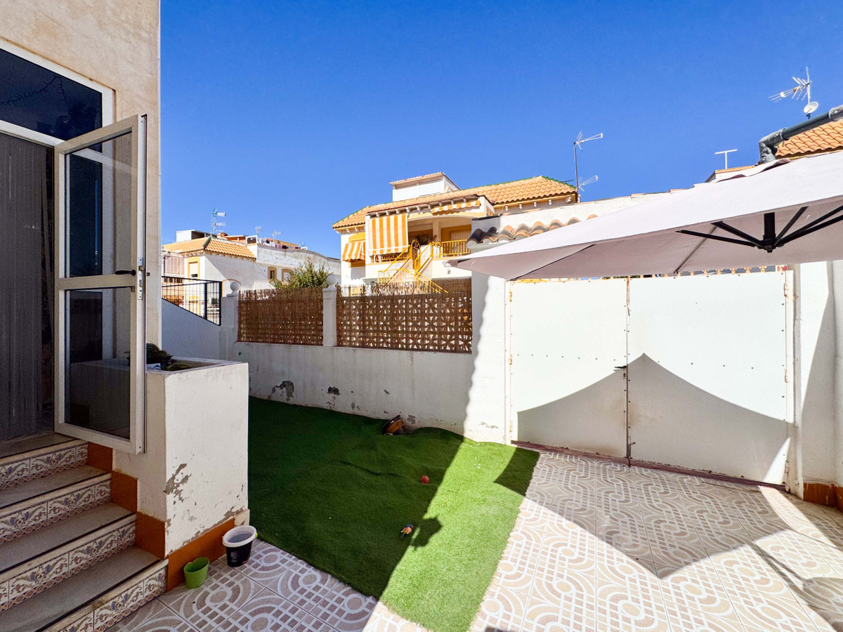 3 Bed Townhouse for sale in Parque De Las Naciones Costa Blanca, Alicante, Spain