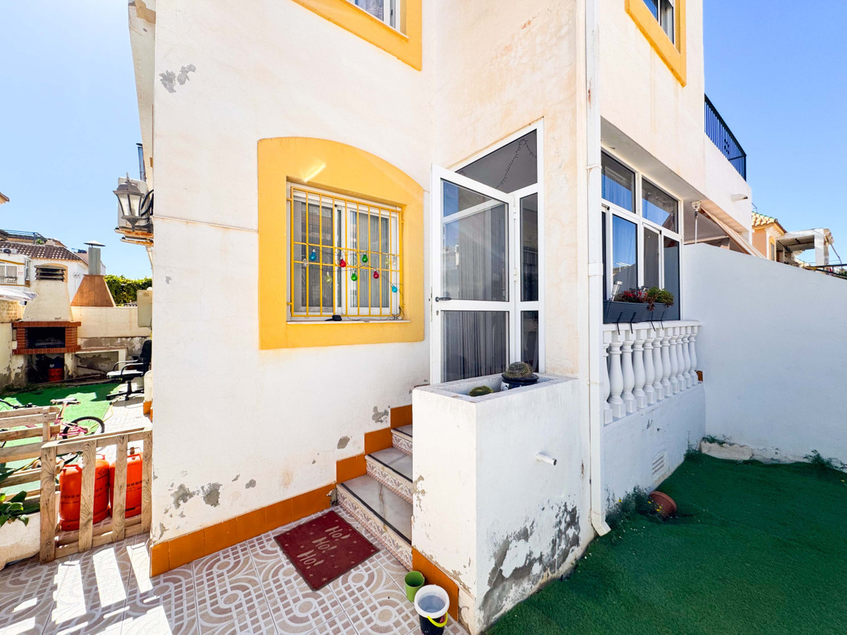 3 Bed Townhouse for sale in Parque De Las Naciones Costa Blanca, Alicante, Spain