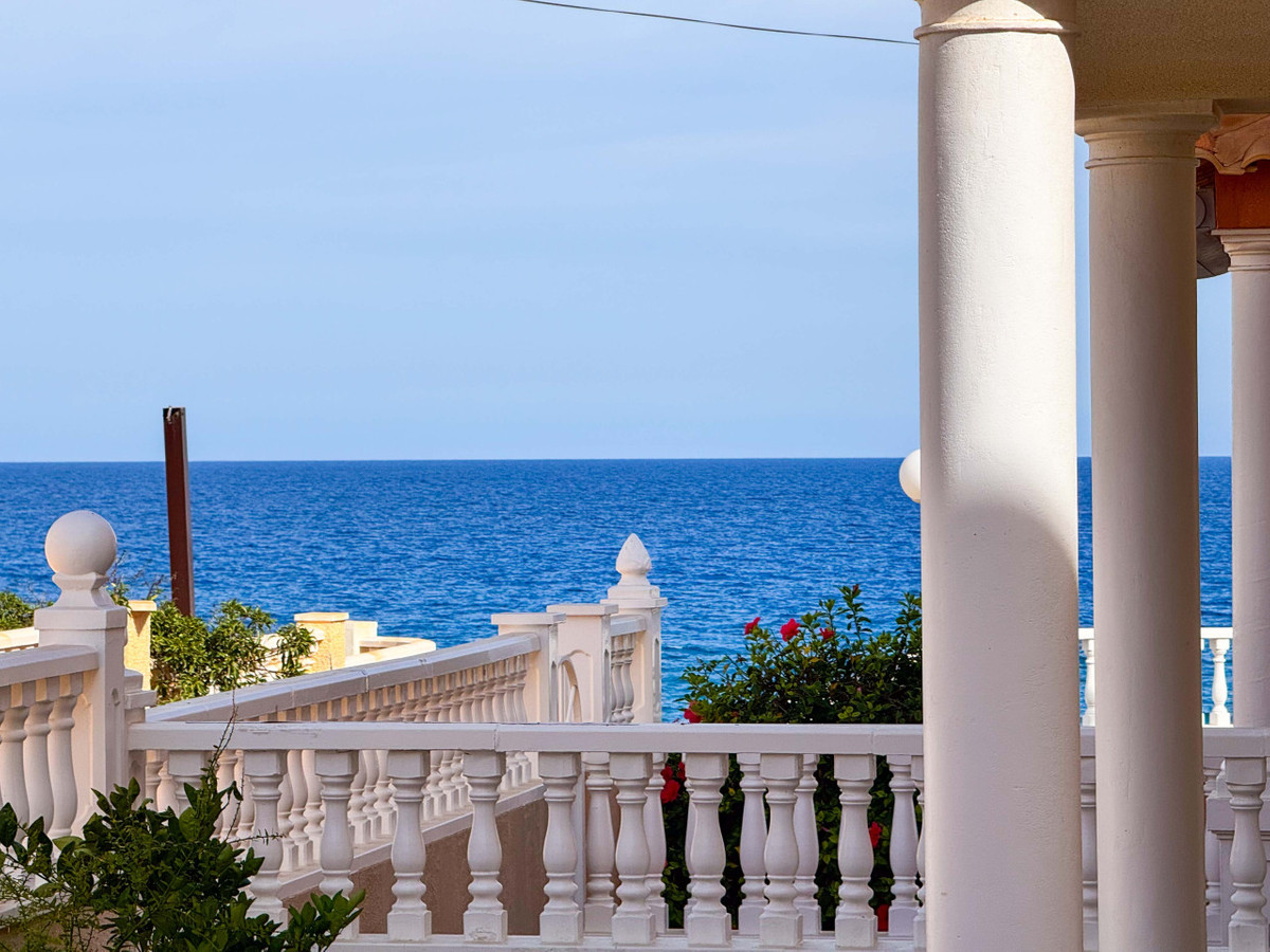 Se vende Adosada de 3 dormitorios en Costa Blanca, Alicante, España