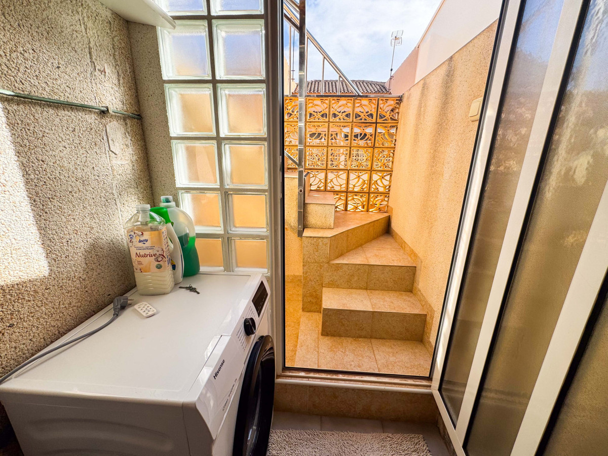 Se vende Adosada de 3 dormitorios en Costa Blanca, Alicante, España