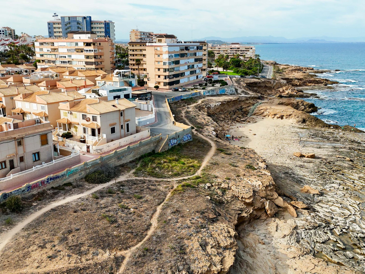 Se vende Adosada de 3 dormitorios en Costa Blanca, Alicante, España