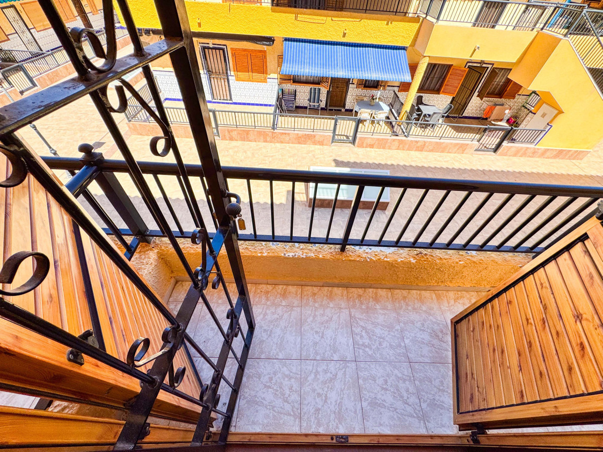 2 Bed Townhouse for sale in Playa De La Mata Costa Blanca, Alicante, Spain