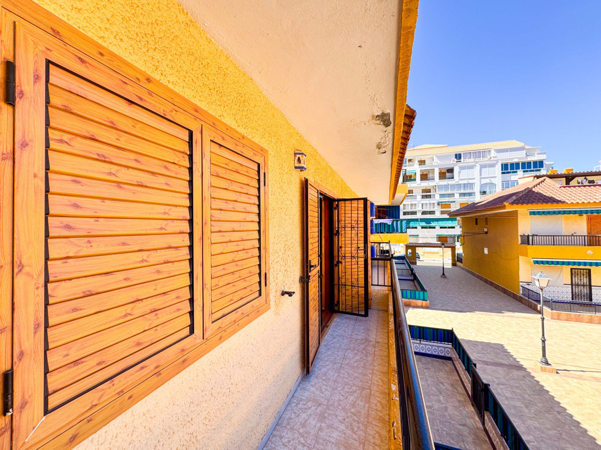 2 Bed Townhouse for sale in Playa De La Mata Costa Blanca, Alicante, Spain