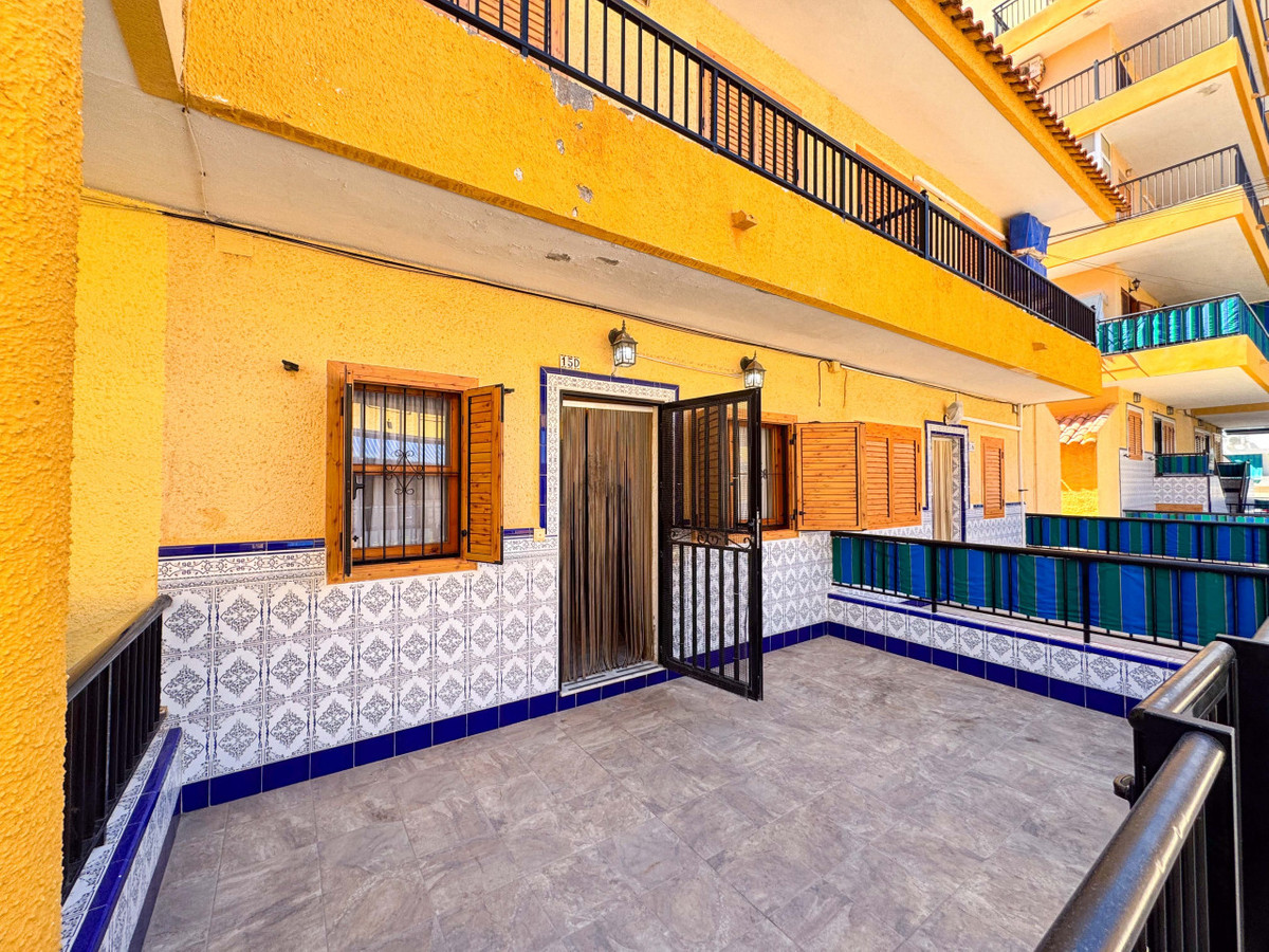 2 Bed Townhouse for sale in Playa De La Mata Costa Blanca, Alicante, Spain