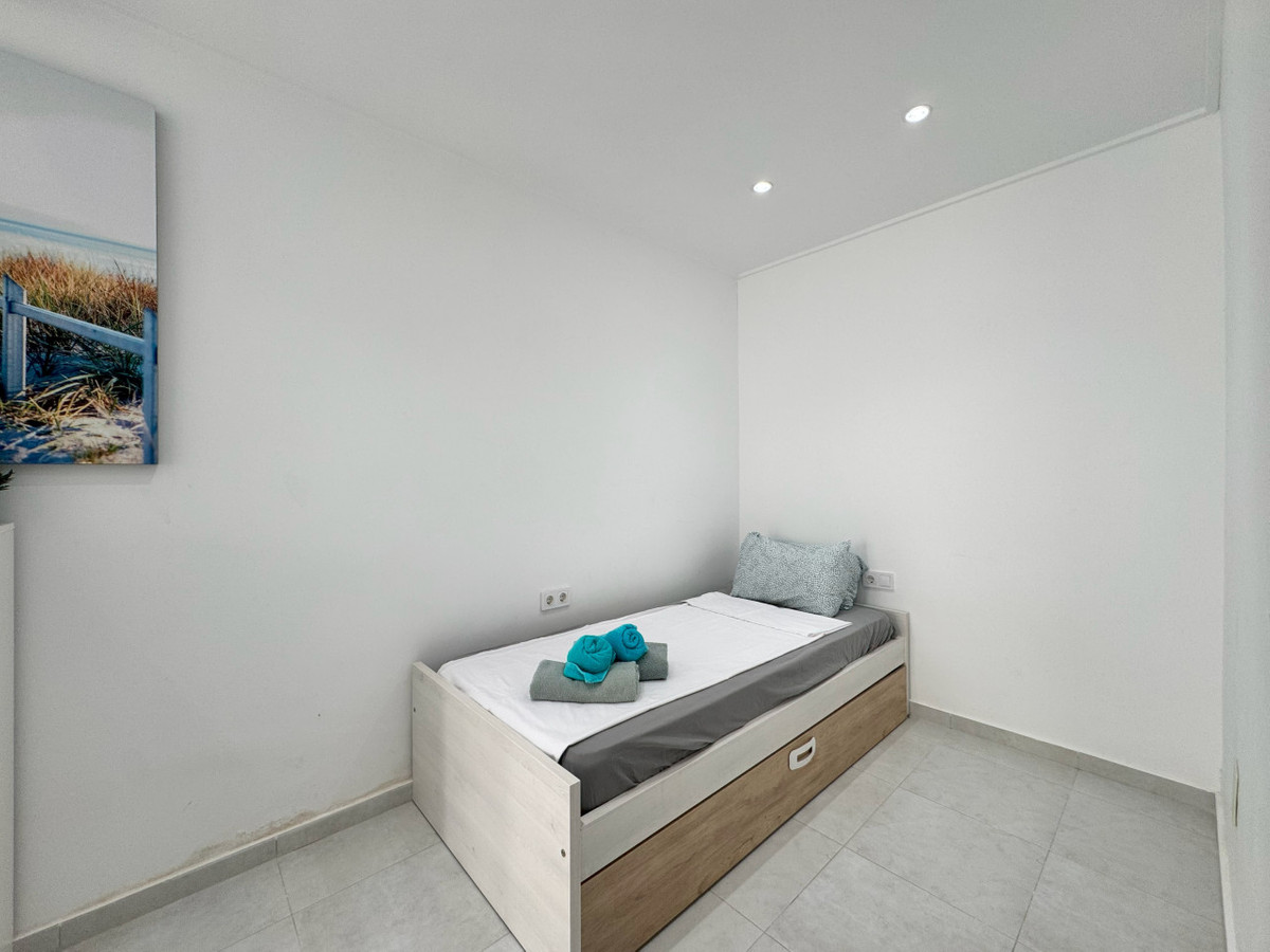 Se vende Bungalow de 2 dormitorios en Costa Blanca, Alicante, España