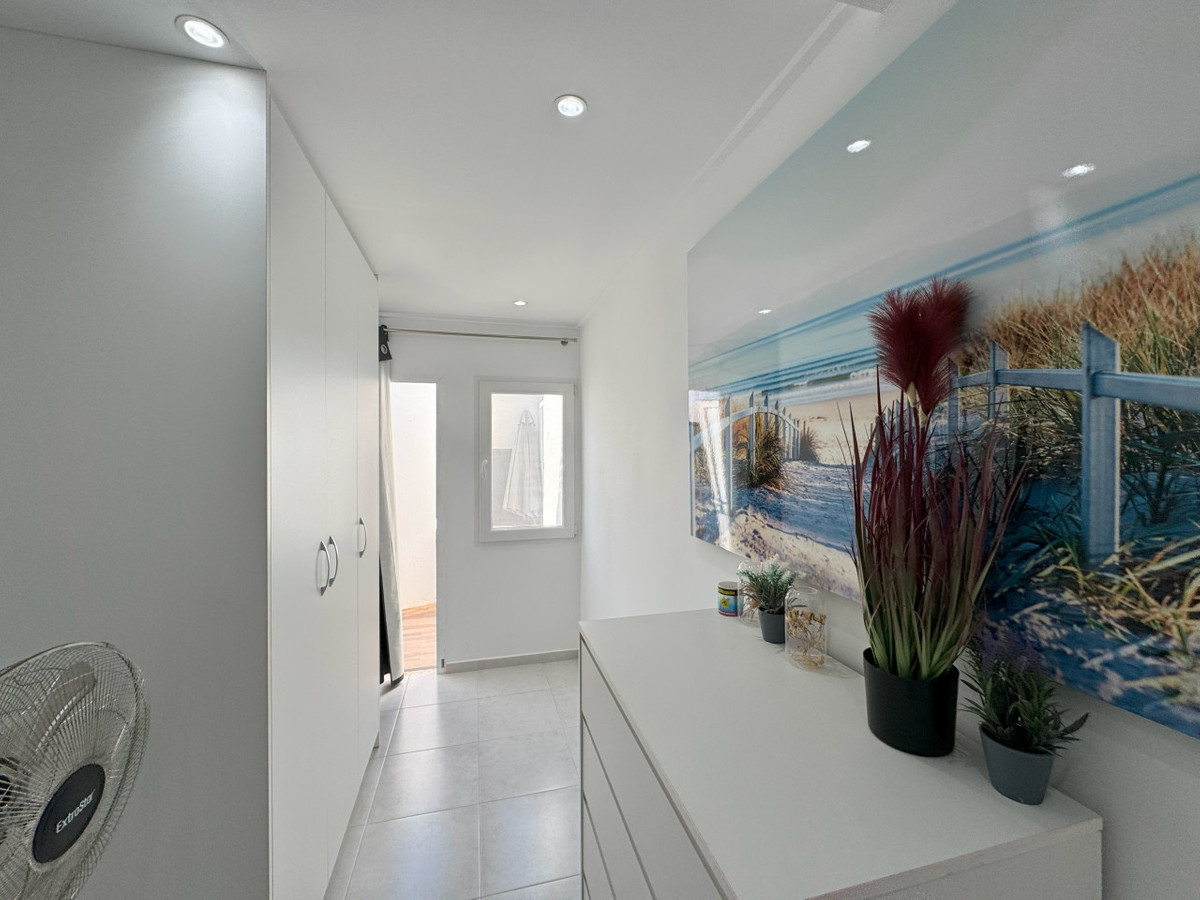 Se vende Bungalow de 2 dormitorios en Costa Blanca, Alicante, España