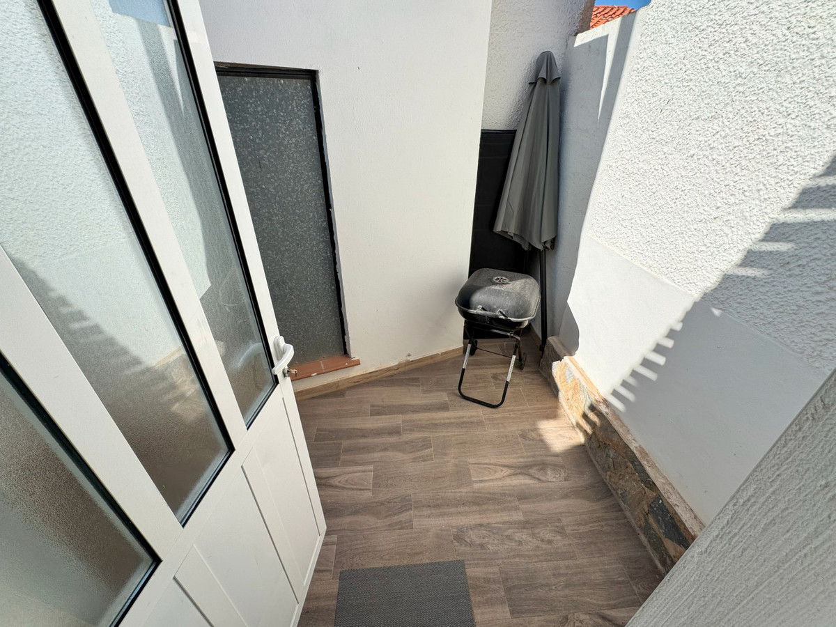 Se vende Bungalow de 2 dormitorios en Costa Blanca, Alicante, España