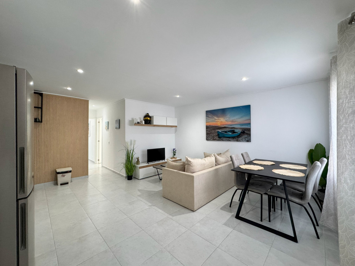 Se vende Bungalow de 2 dormitorios en Costa Blanca, Alicante, España