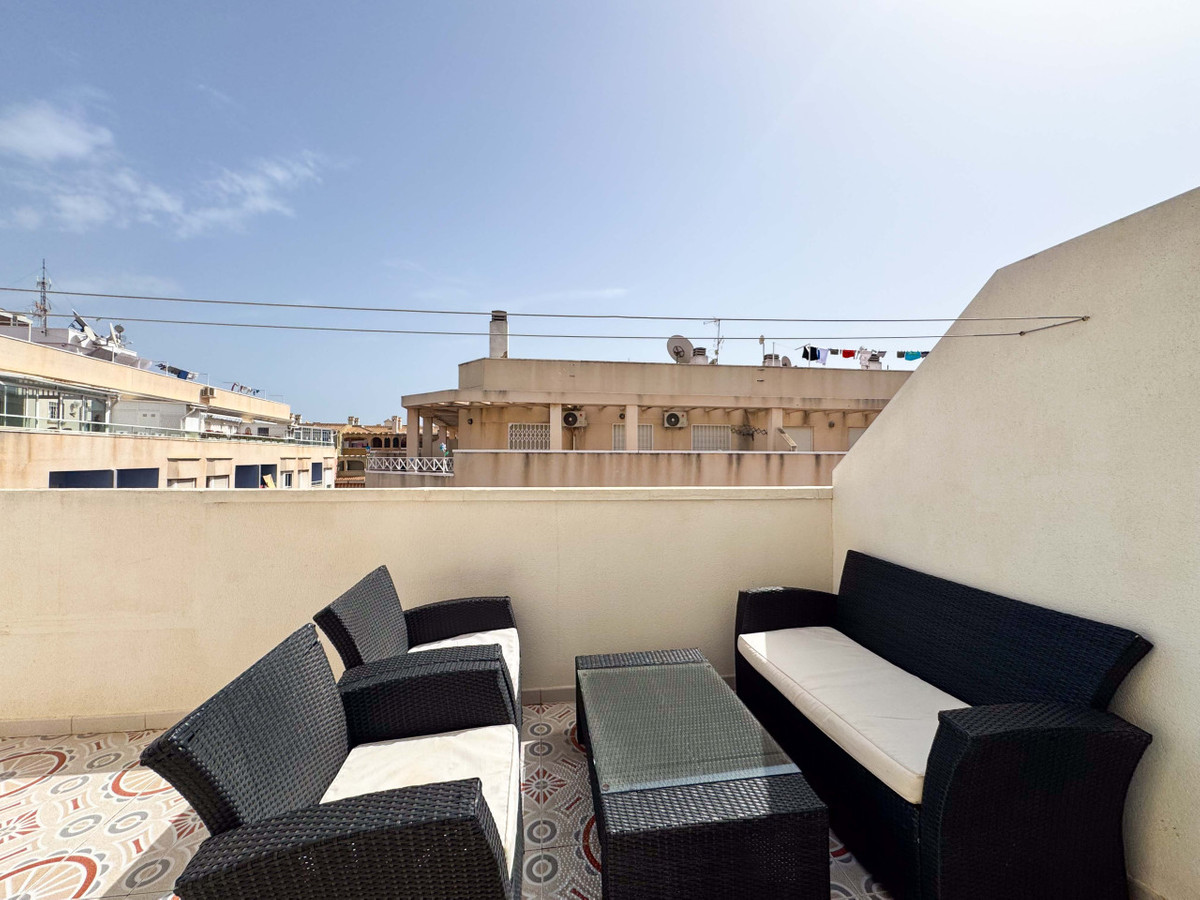 Se vende Ático de 2 dormitorios en Costa Blanca, Alicante, España