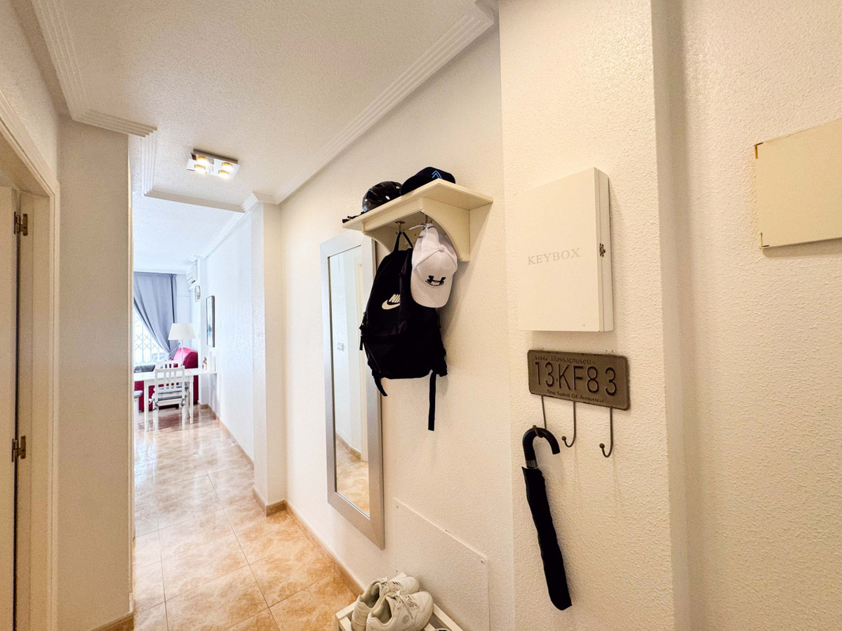 Se vende Ático de 2 dormitorios en Costa Blanca, Alicante, España