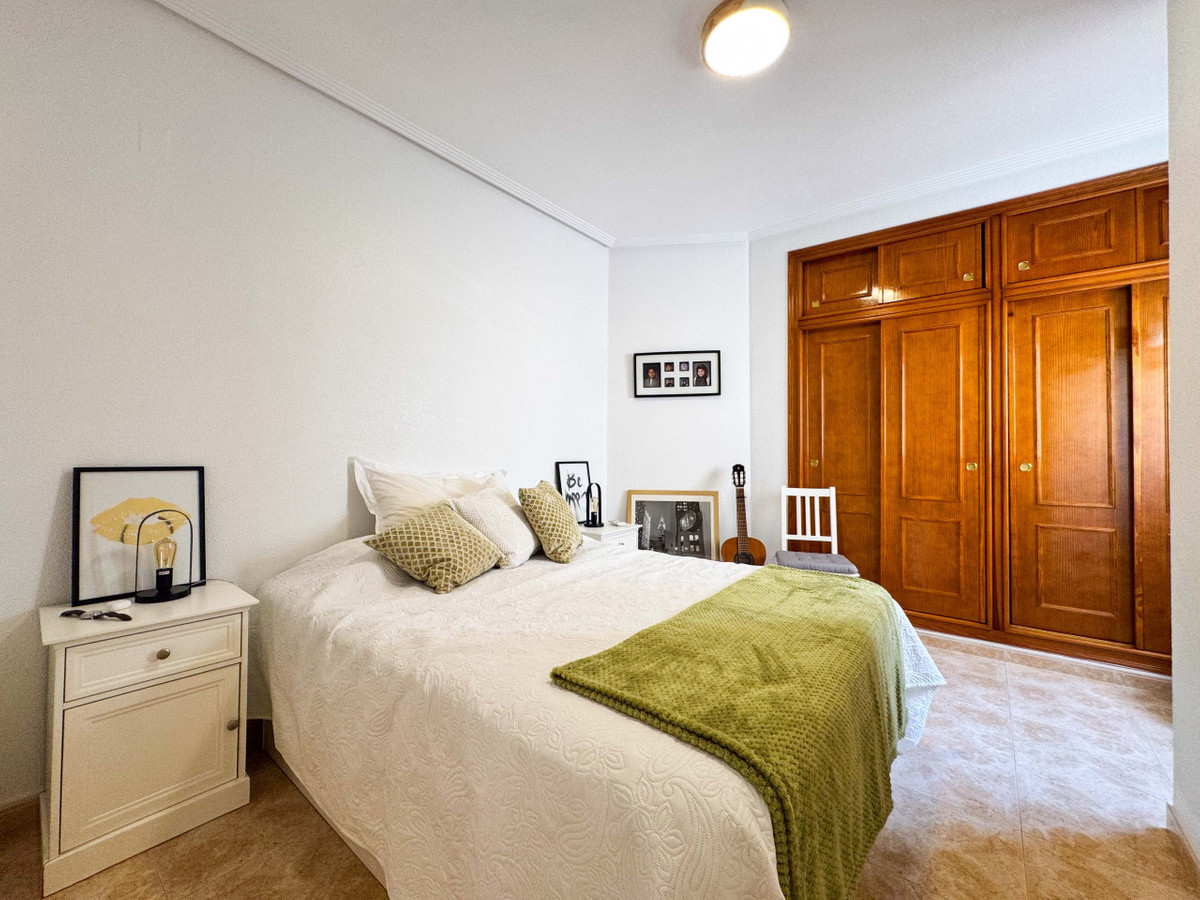 Se vende Ático de 2 dormitorios en Costa Blanca, Alicante, España