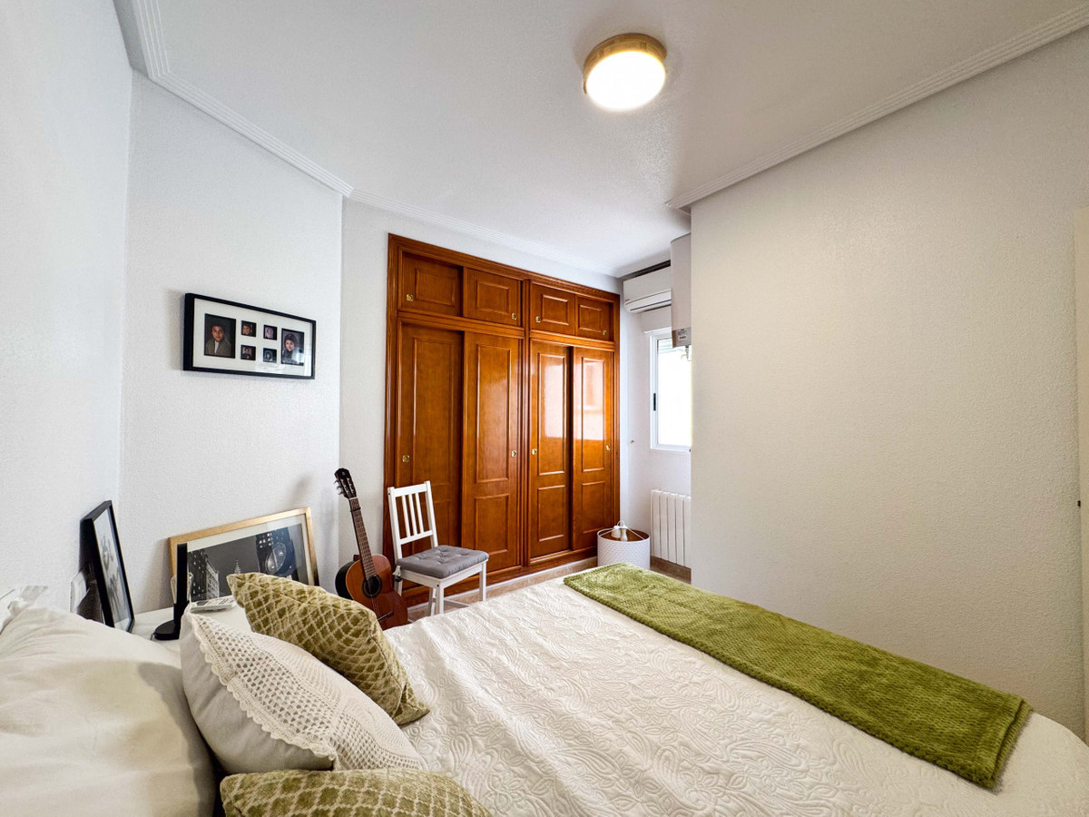 Se vende Ático de 2 dormitorios en Costa Blanca, Alicante, España