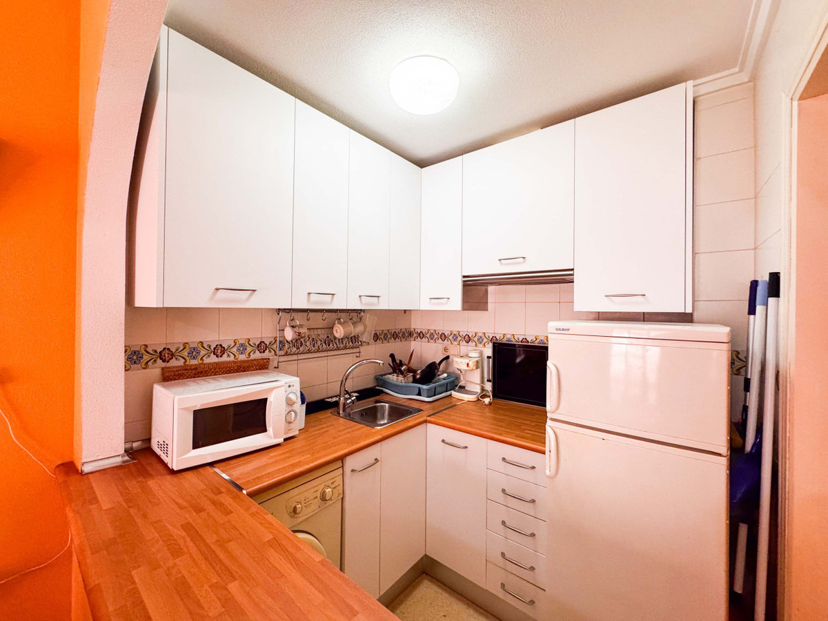 Se vende Apartamento Planta Media de 1 dormitorios en Costa Blanca, Alicante, España