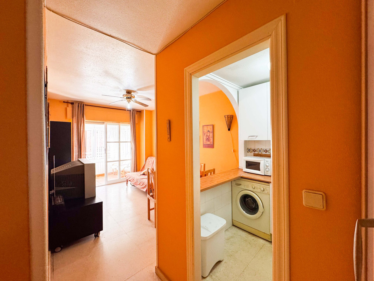 Se vende Apartamento Planta Media de 1 dormitorios en Costa Blanca, Alicante, España