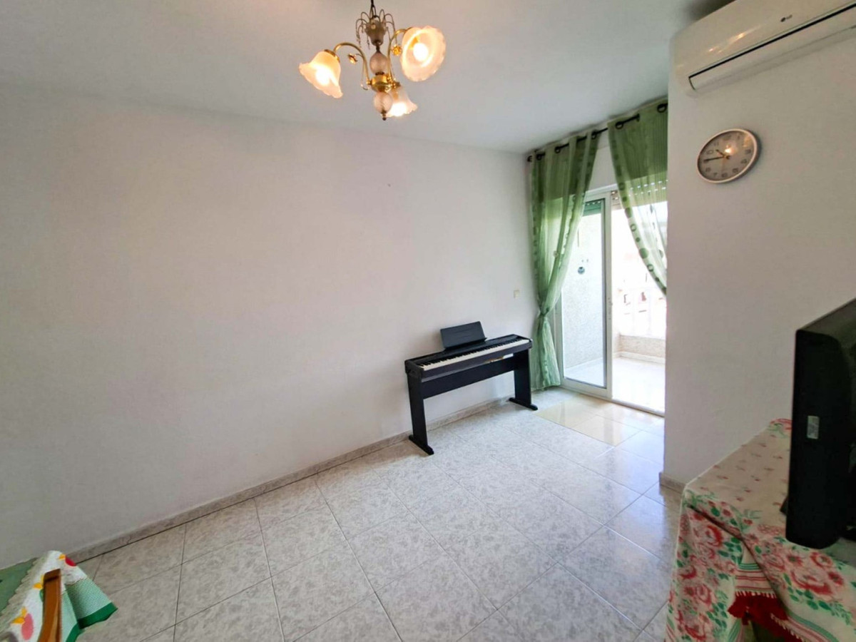 Se vende Apartamento Planta Media de 2 dormitorios en Costa Blanca, Alicante, España