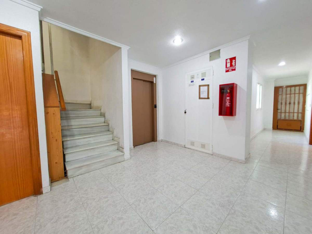 Se vende Apartamento Planta Media de 2 dormitorios en Costa Blanca, Alicante, España