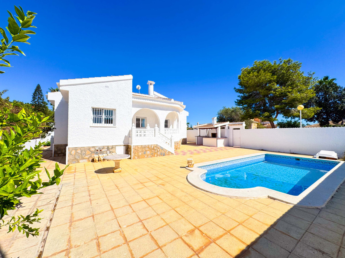 4 Bed Townhouse for sale in Ciudad Quesada Costa Blanca, Alicante, Spain