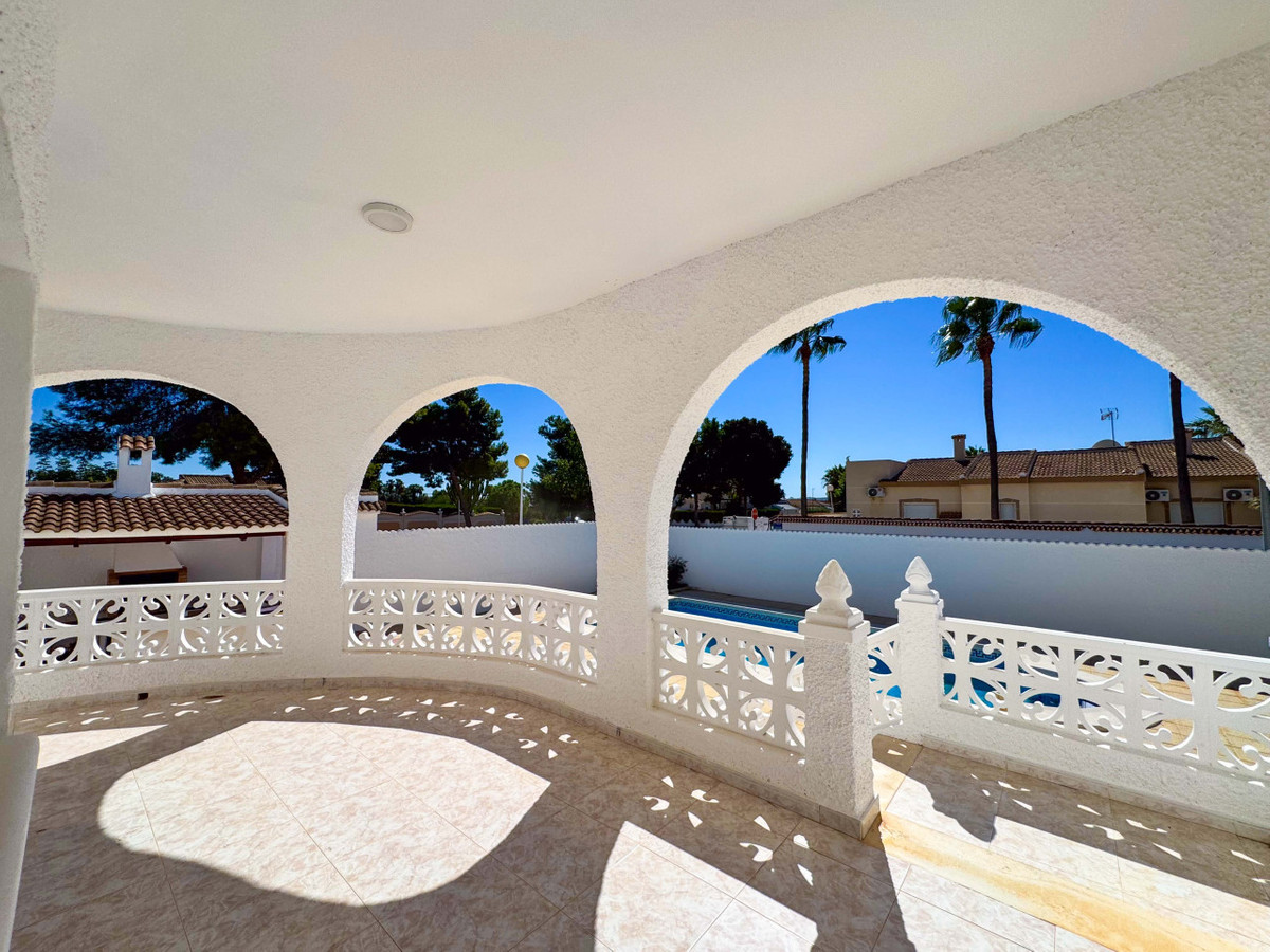 4 Bed Townhouse for sale in Ciudad Quesada Costa Blanca, Alicante, Spain
