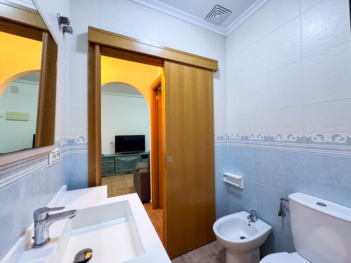 Se vende Apartamento Planta Baja de 2 dormitorios en Costa Blanca, Alicante, España