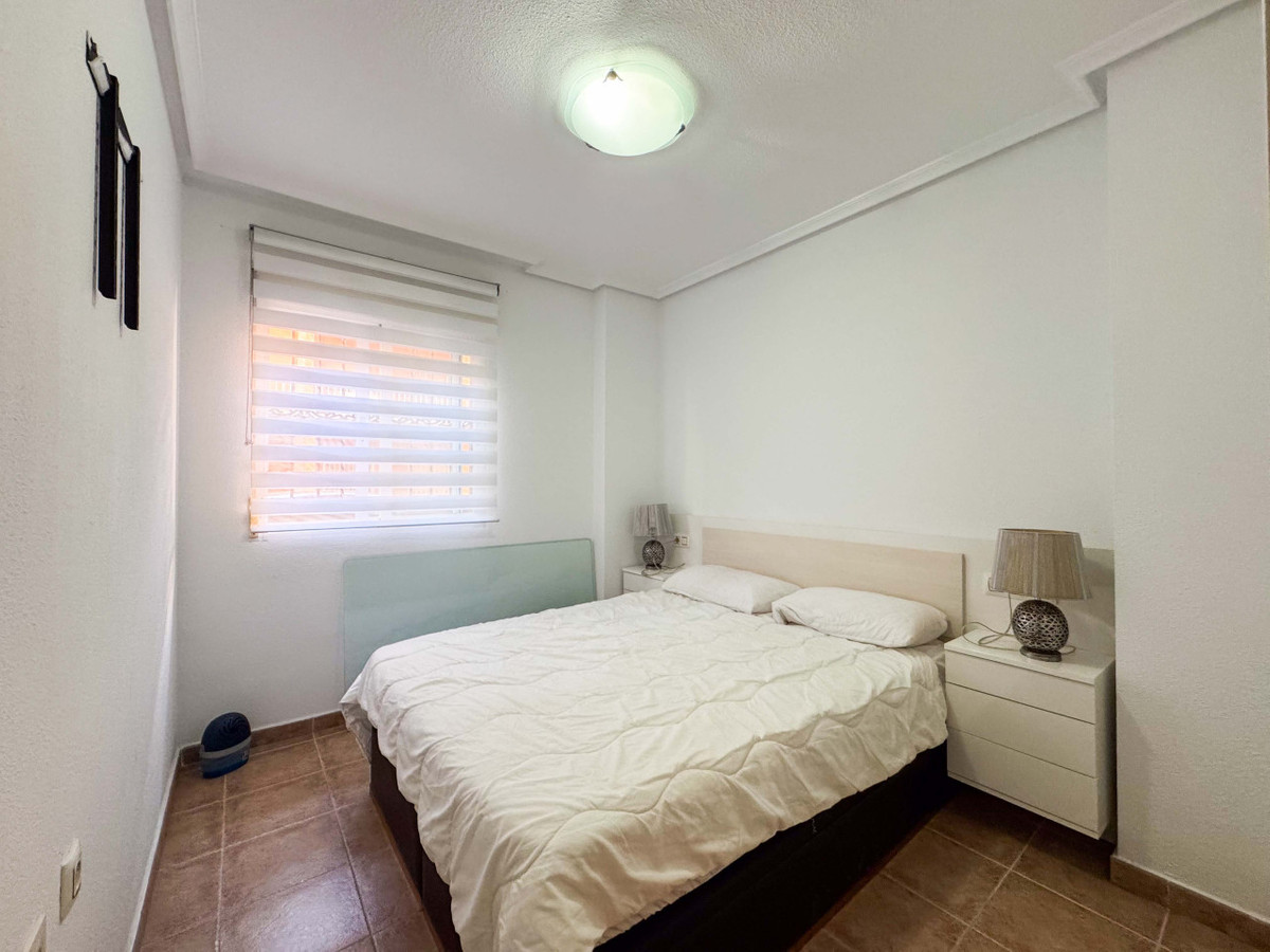 Se vende Apartamento Planta Baja de 2 dormitorios en Costa Blanca, Alicante, España
