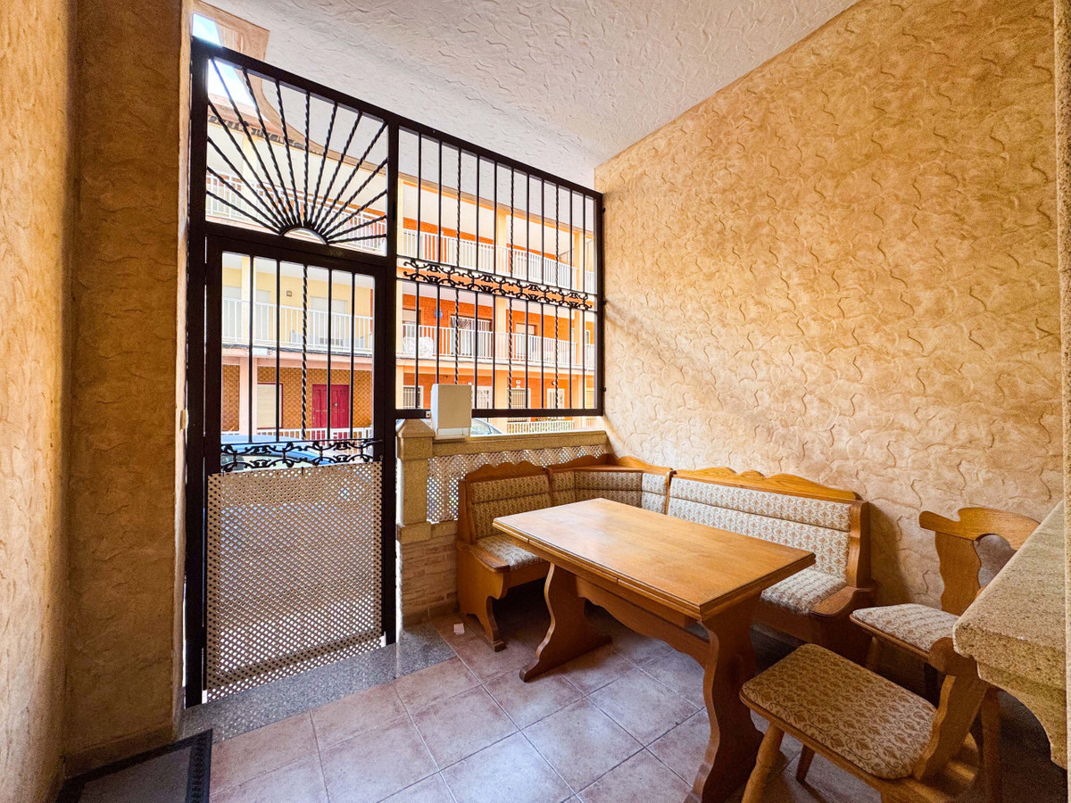 Se vende Apartamento Planta Baja de 2 dormitorios en Costa Blanca, Alicante, España
