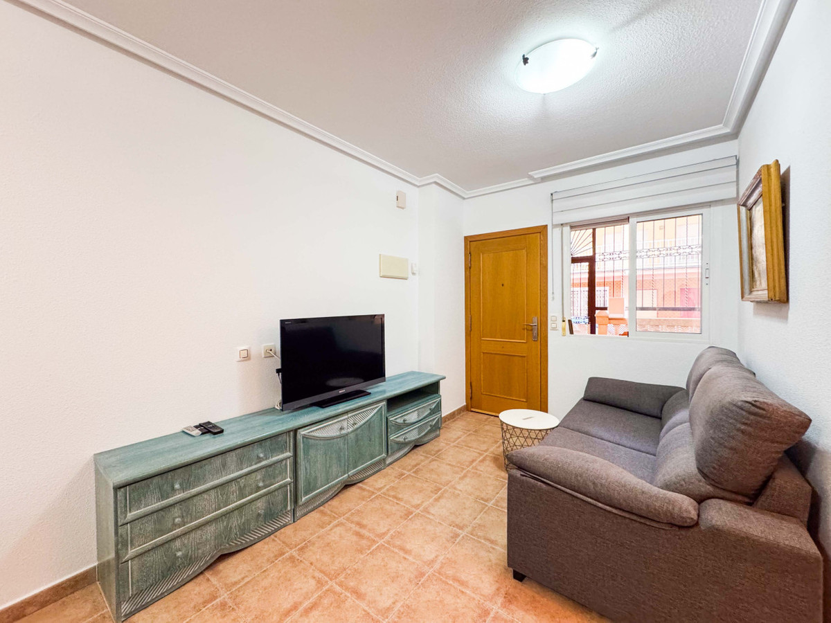 Se vende Apartamento Planta Baja de 2 dormitorios en Costa Blanca, Alicante, España