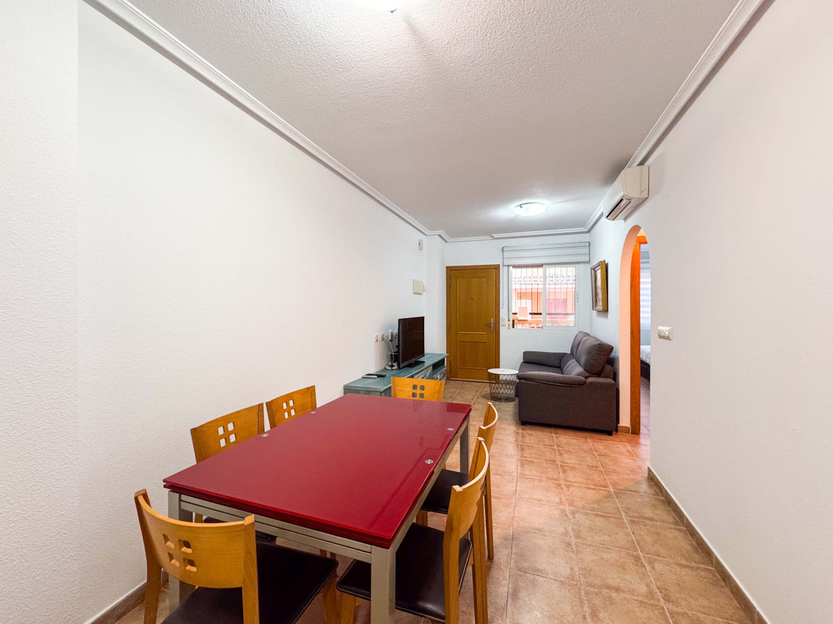 Se vende Apartamento Planta Baja de 2 dormitorios en Costa Blanca, Alicante, España