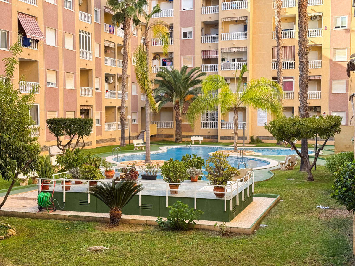 Se vende Apartamento Planta Baja de 1 dormitorios en Costa Blanca, Alicante, España
