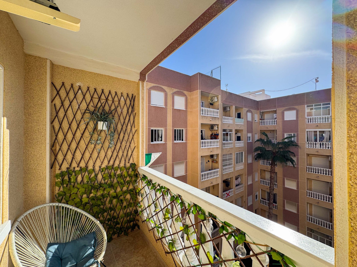 Se vende Apartamento Planta Baja de 1 dormitorios en Costa Blanca, Alicante, España